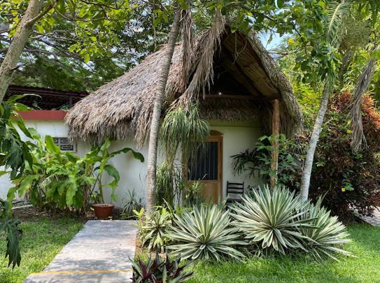 Bungalow Casita Carolina Bacalar Ngoại thất bức ảnh
